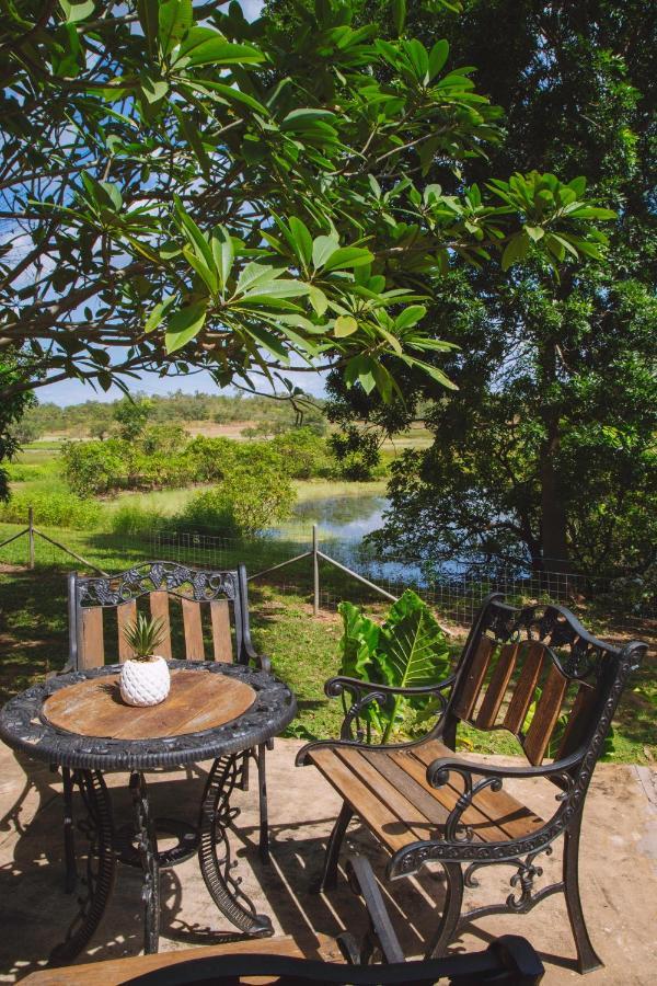 Mt Bundy Station Villa Batchelor Bagian luar foto