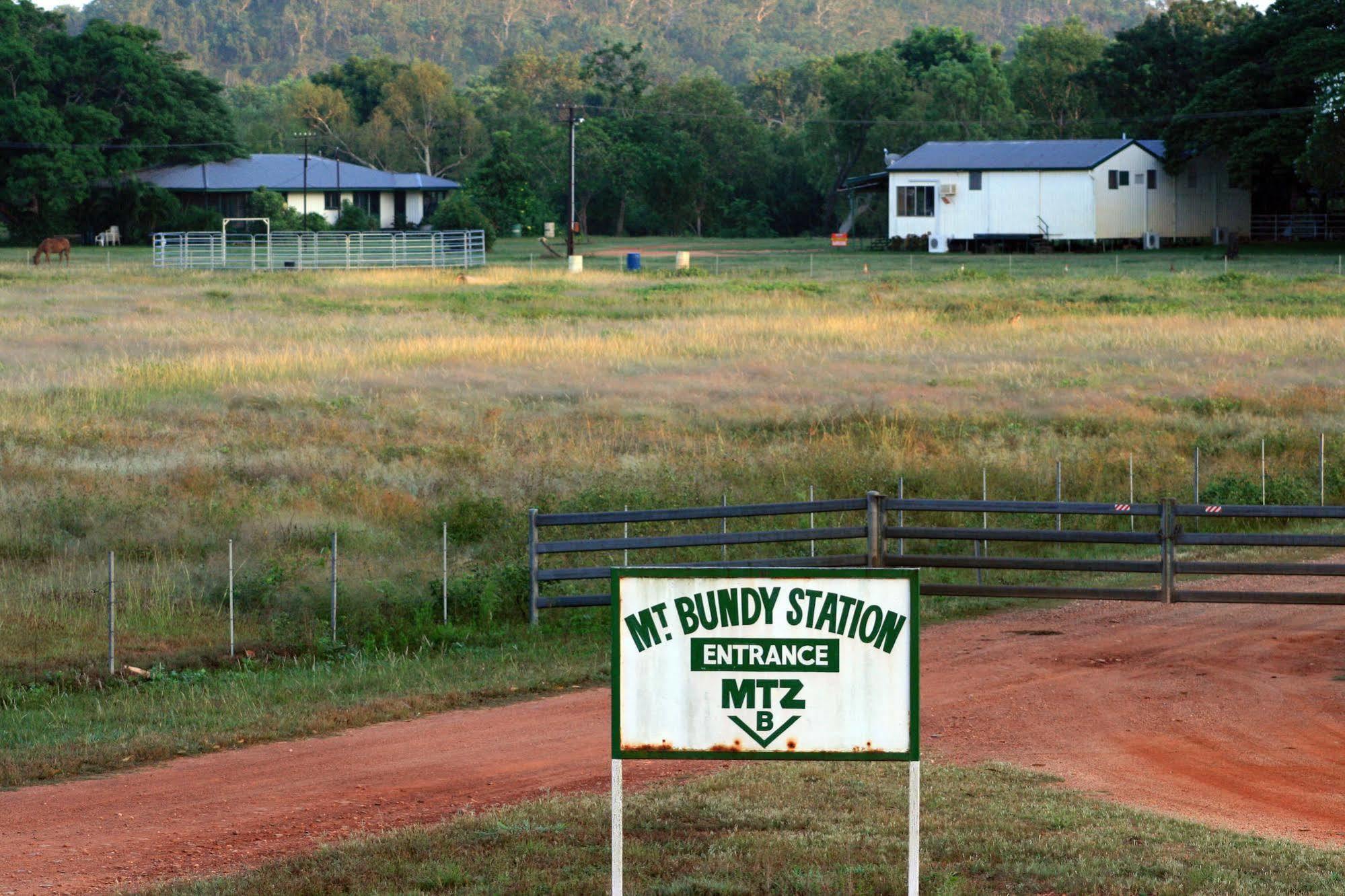 Mt Bundy Station Villa Batchelor Bagian luar foto